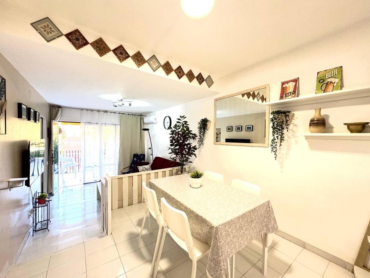 Apartsalou Blau Mari Exteriör bild